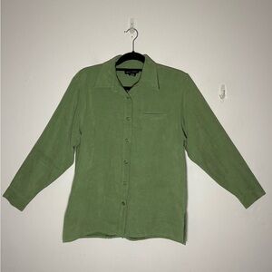 Goodclothes Women’s Green Faux Suede Button Down Long Sleeve Top Size M